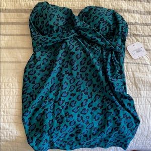 Maternity swimsuit top
